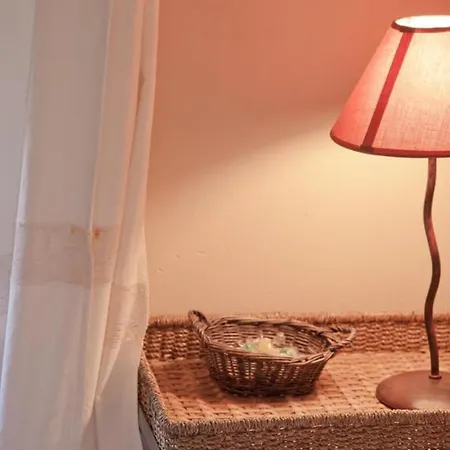 Charming In - 28 M² Apartment Robledillo De Gata